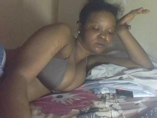 Miss-riri on BongaCams 