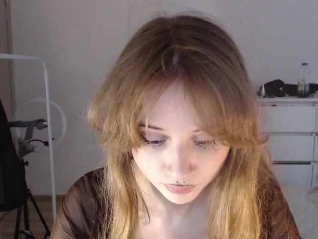 mnepohuyy on BongaCams 