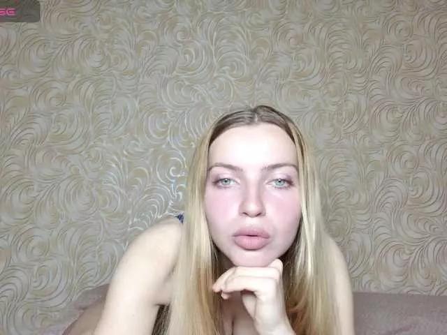 MonicaRosy on BongaCams 