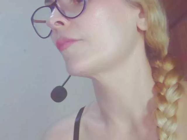 Morenazaa on BongaCams 