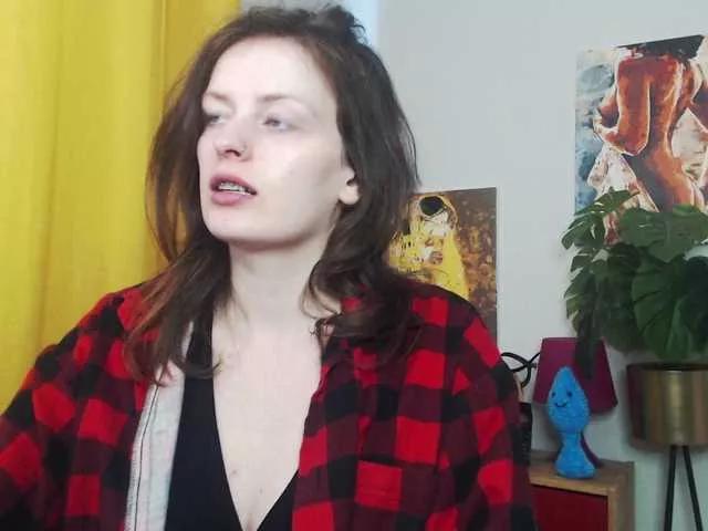 NadineGold on BongaCams 