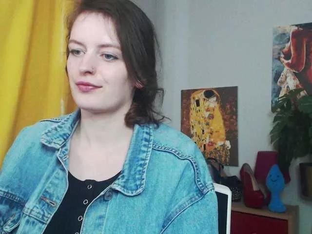NadineGold on BongaCams 