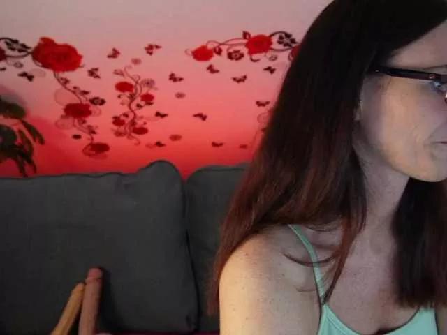 NadjaNeah on BongaCams 
