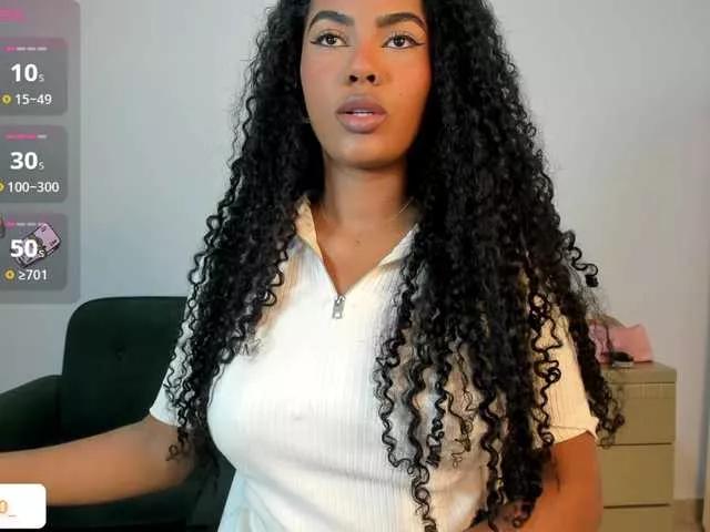 Nahomixjones on BongaCams 