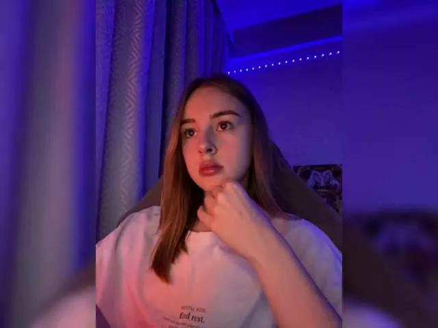 Nestyzz on BongaCams 