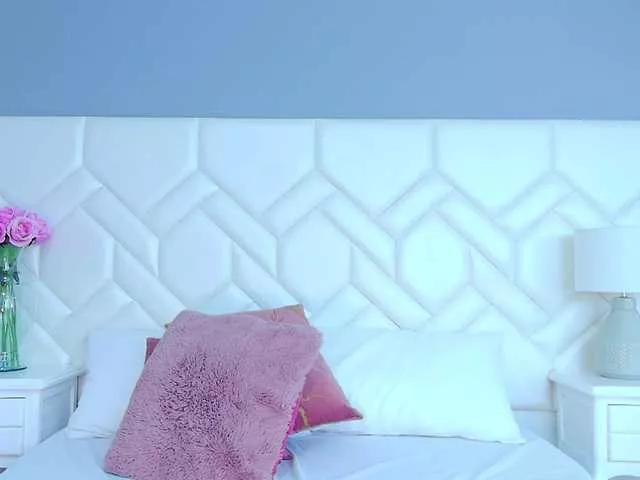NinnaClark on BongaCams 