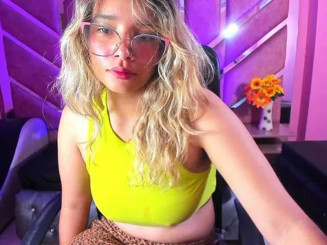 OliviaFox on BongaCams 