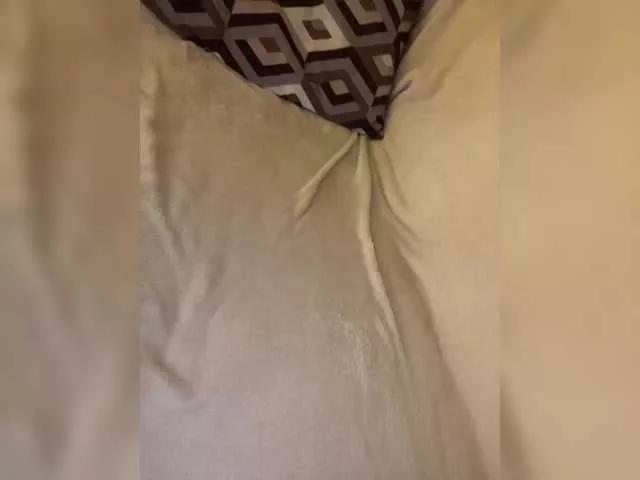 OLKA008 on BongaCams 