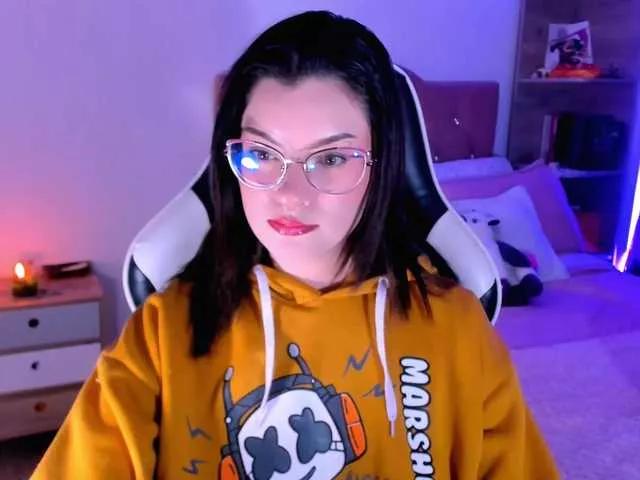 OphelianaRose on BongaCams 