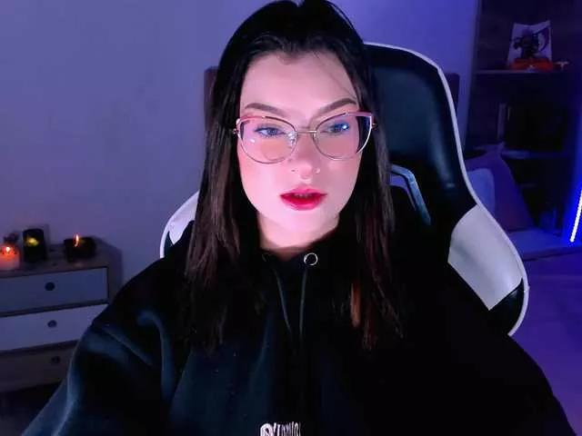 OphelianaRose on BongaCams 
