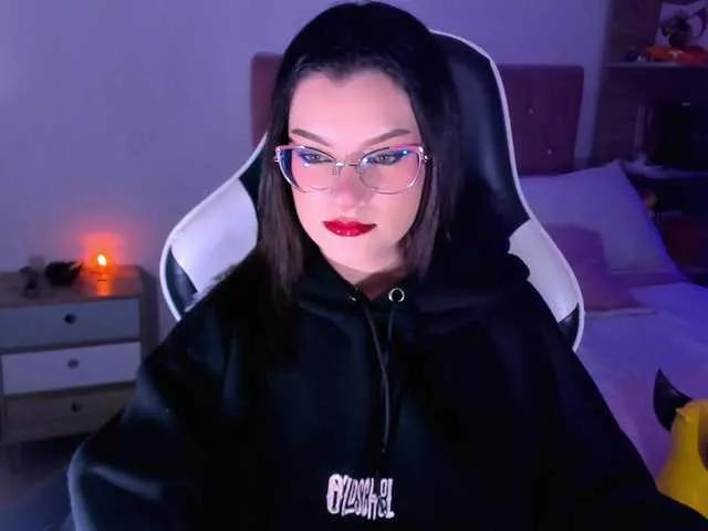 OphelianaRose on BongaCams 