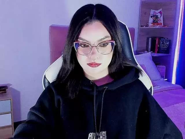 OphelianaRose on BongaCams 