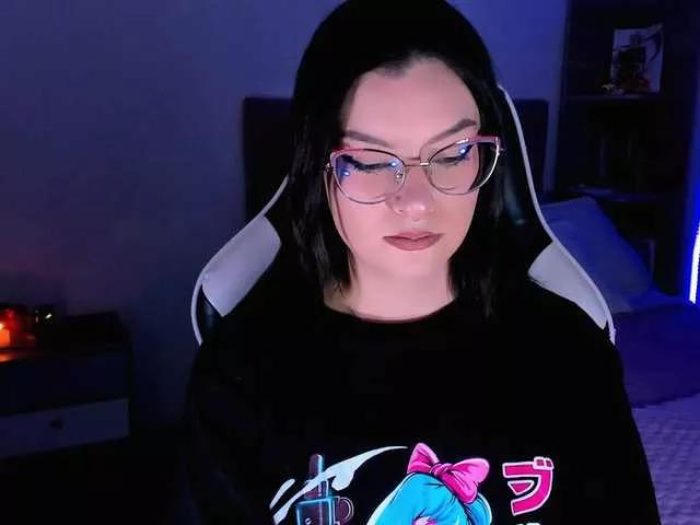OphelianaRose on BongaCams 