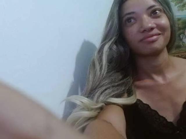 paola1425 on BongaCams 
