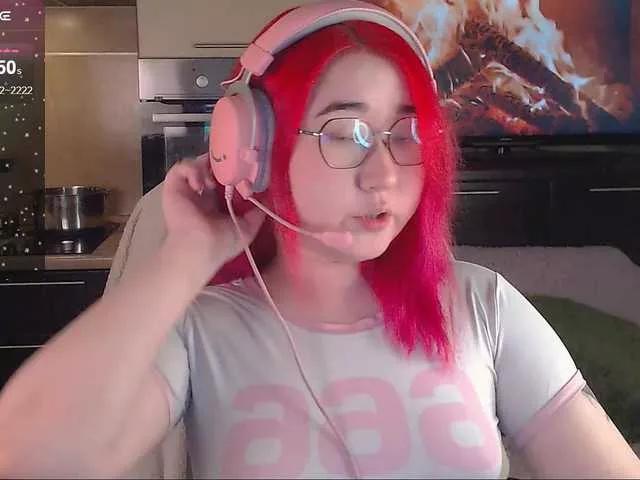 Peach-girl on BongaCams