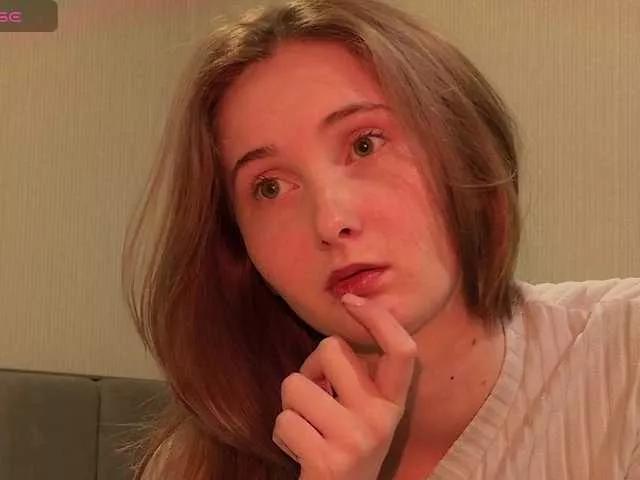 PeachGirl on BongaCams 