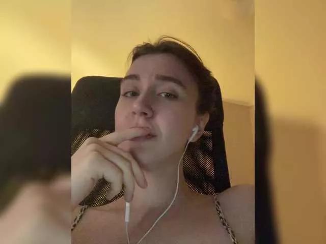 pizzahubb on BongaCams 