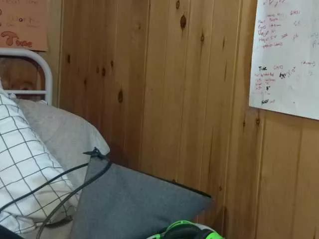 PrincessRaynbow on BongaCams 