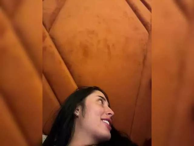 QueenOfBlowjob on BongaCams
