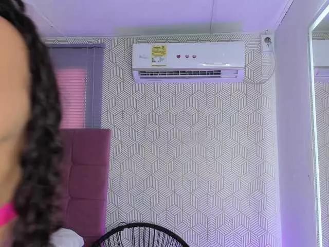 quianna-1 on BongaCams 