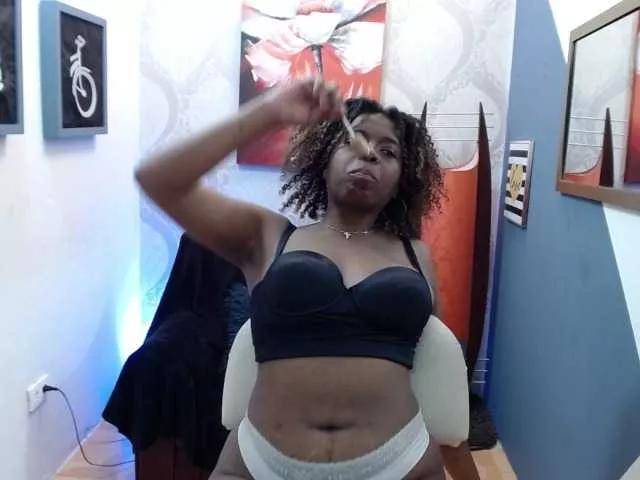 Rianna-lieh on BongaCams 