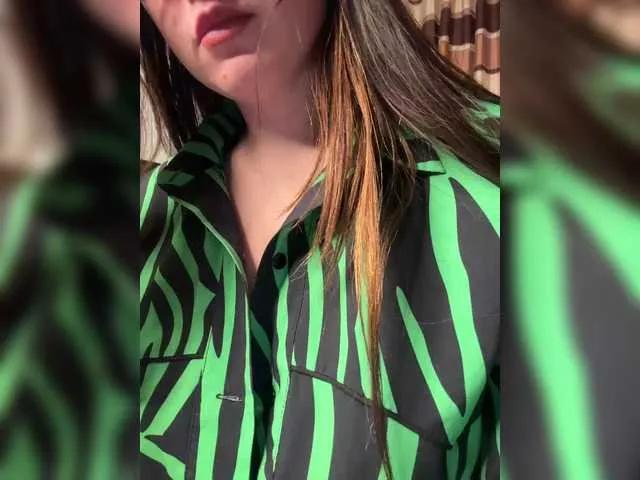 RoseNoir on BongaCams 