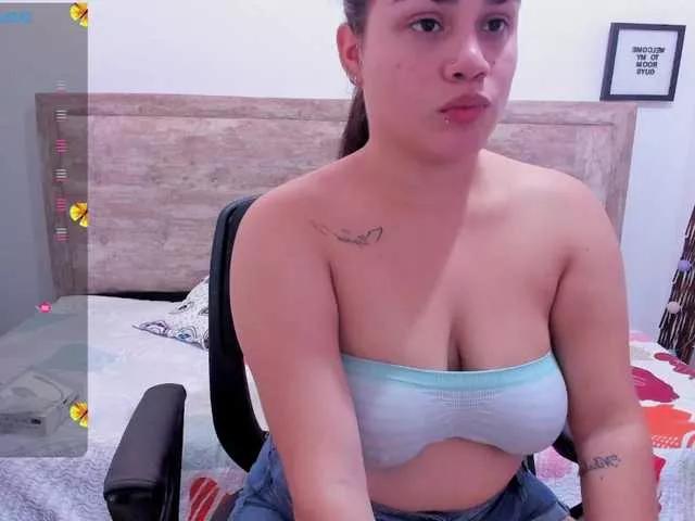 rousee on BongaCams 