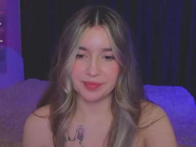 RoxyChilli on BongaCams 