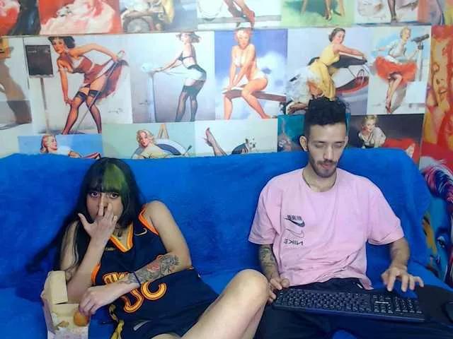 roxyNsoul on BongaCams 