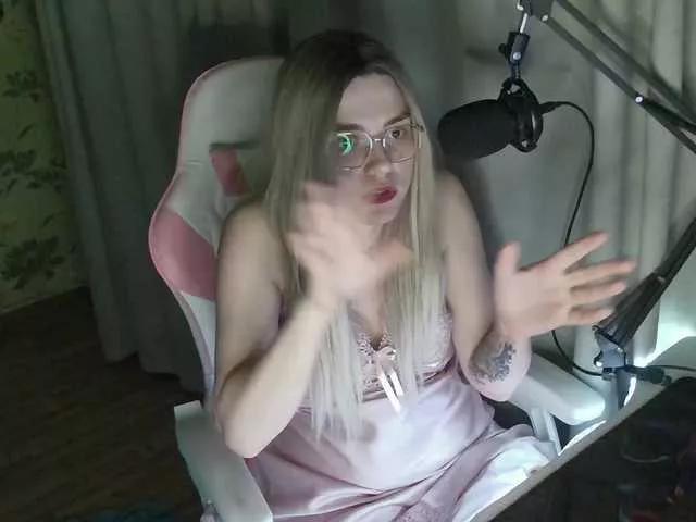 RuthSimp on BongaCams 