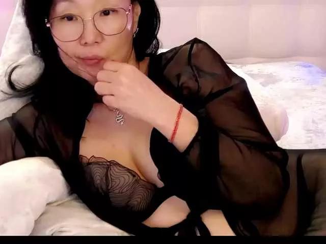 SandraMi on BongaCams 