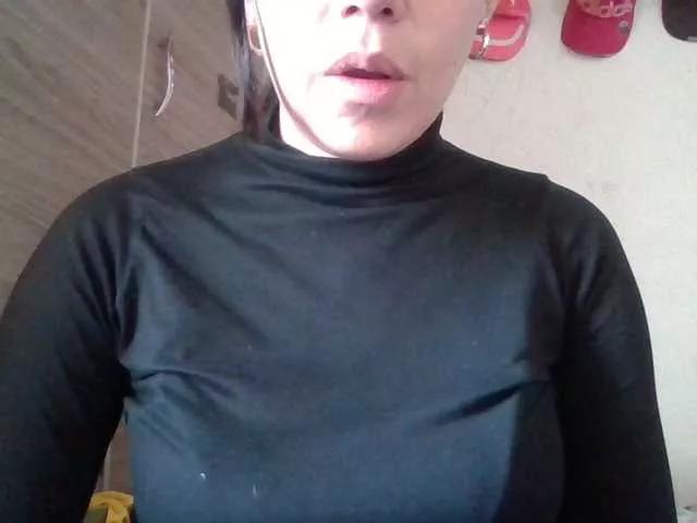 SandyQueen on BongaCams 