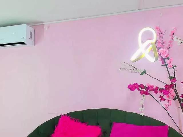 SCARLETTE04 on BongaCams 