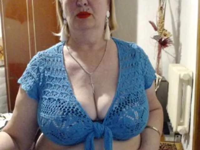 secretfox on BongaCams