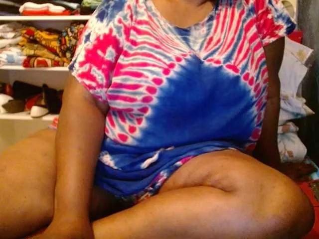 Sexiemama on BongaCams 