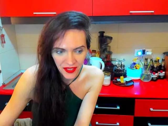 SexQueen11 on BongaCams 