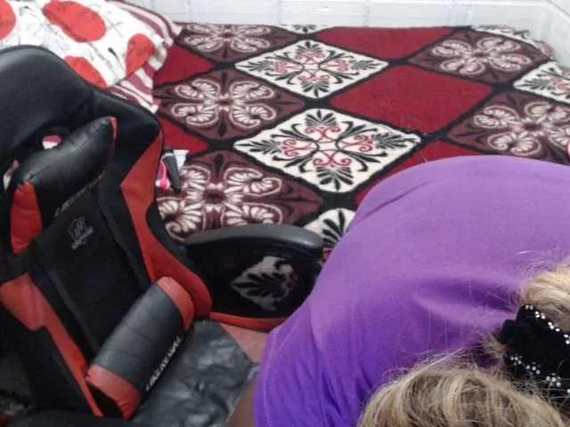 Sexyjustin202 on BongaCams 
