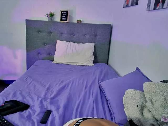 Sharon-Slut on BongaCams 