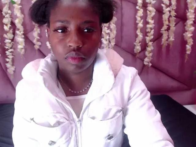 sindybrunett on BongaCams 