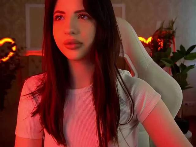 SinfulSapphiree on BongaCams 