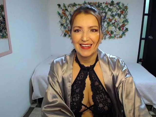 sofi-52 on BongaCams 