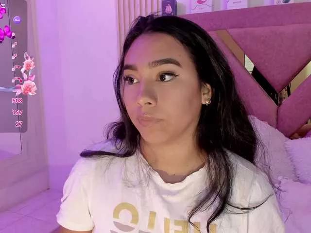 sofibooty on BongaCams 