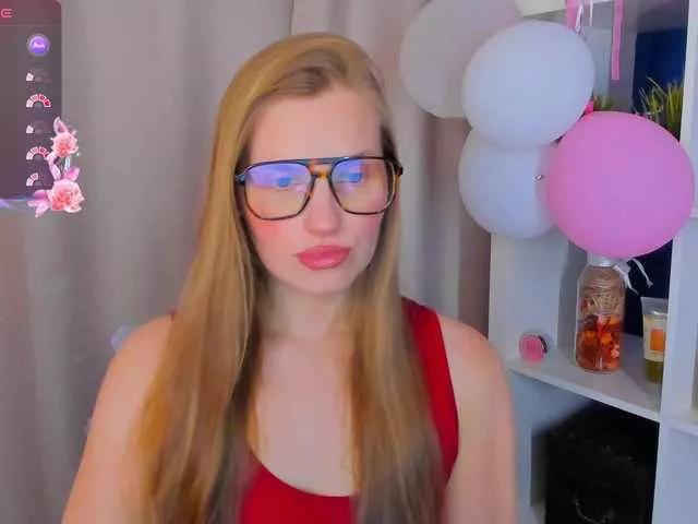 StacyCruuz on BongaCams 