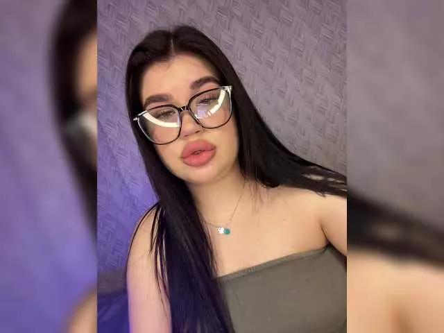 suchka-black- on BongaCams 