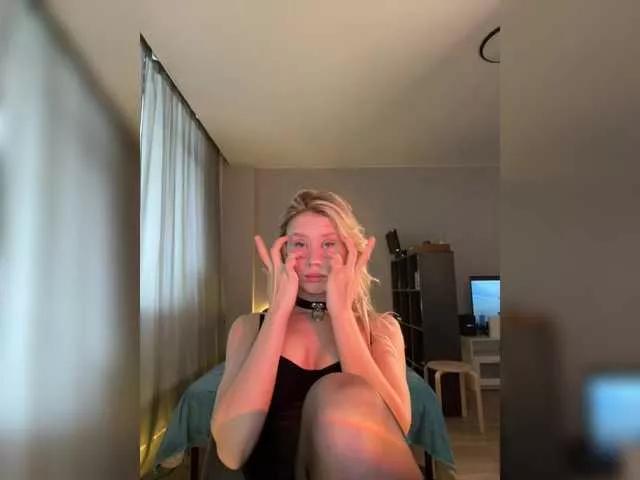 Sunlovv on BongaCams 