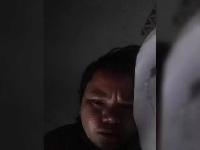sweetasian33 on BongaCams 