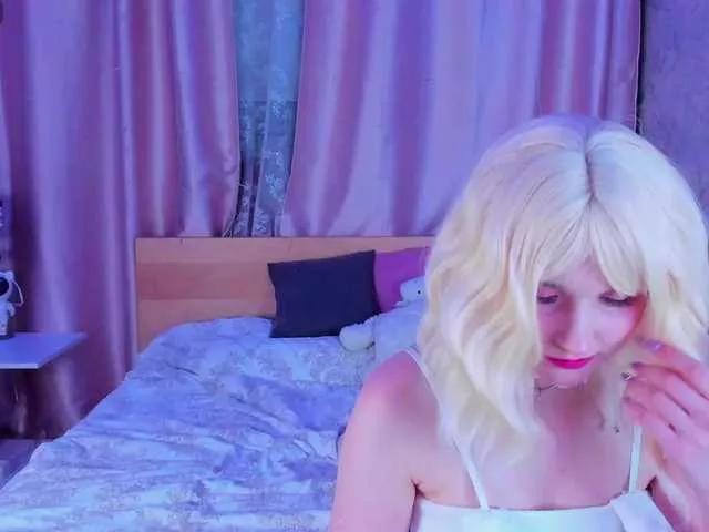sweeteRose on BongaCams 