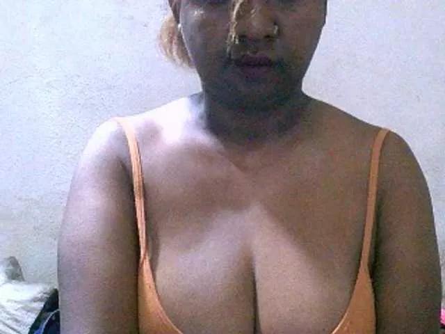 Sylivinaahh on BongaCams 