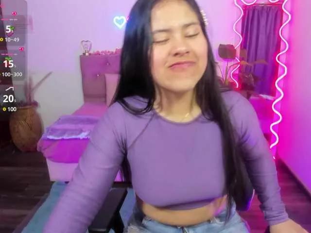 Talia-tay on BongaCams 