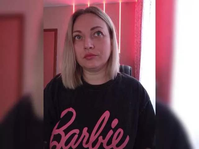 Tanysha-1 on BongaCams 